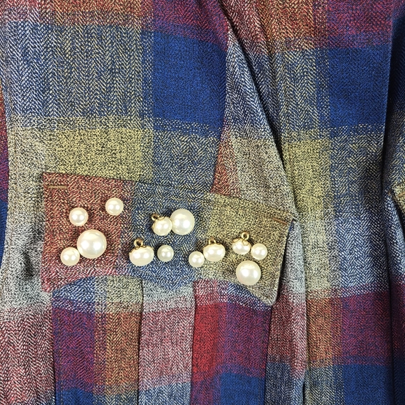 CAbi collage plaid pearl jacket 3555 size medium - Picture 6 of 10
